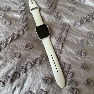 Apple Watch SE (1st gen) - Grey Band